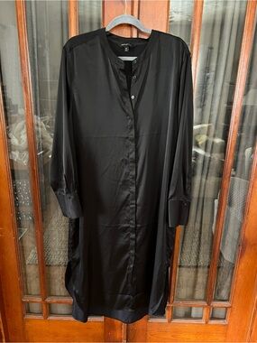 Banana Republic Black Satin Button-Front Top